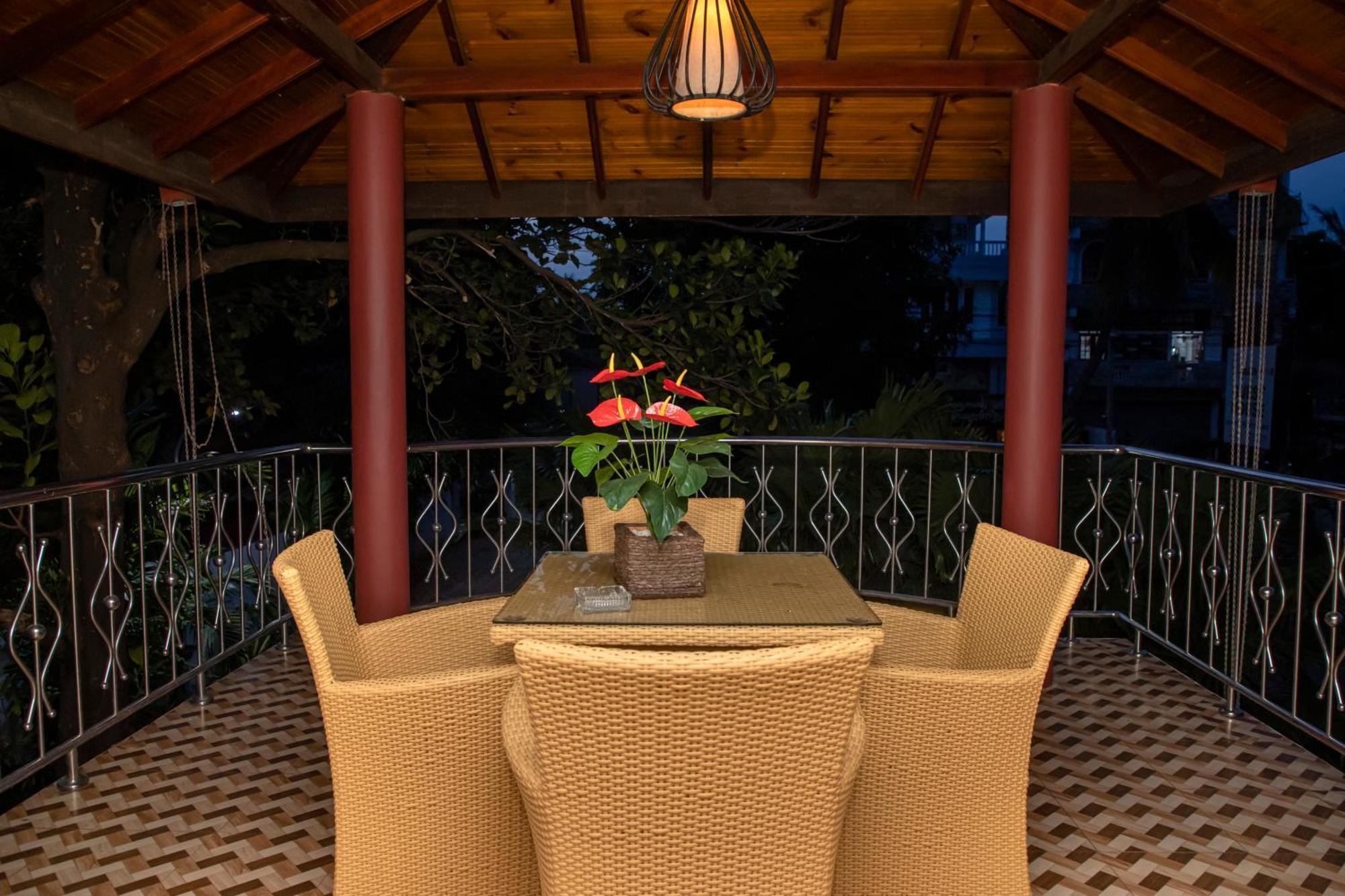 Golden Star Guest House Джафна Екстериор снимка