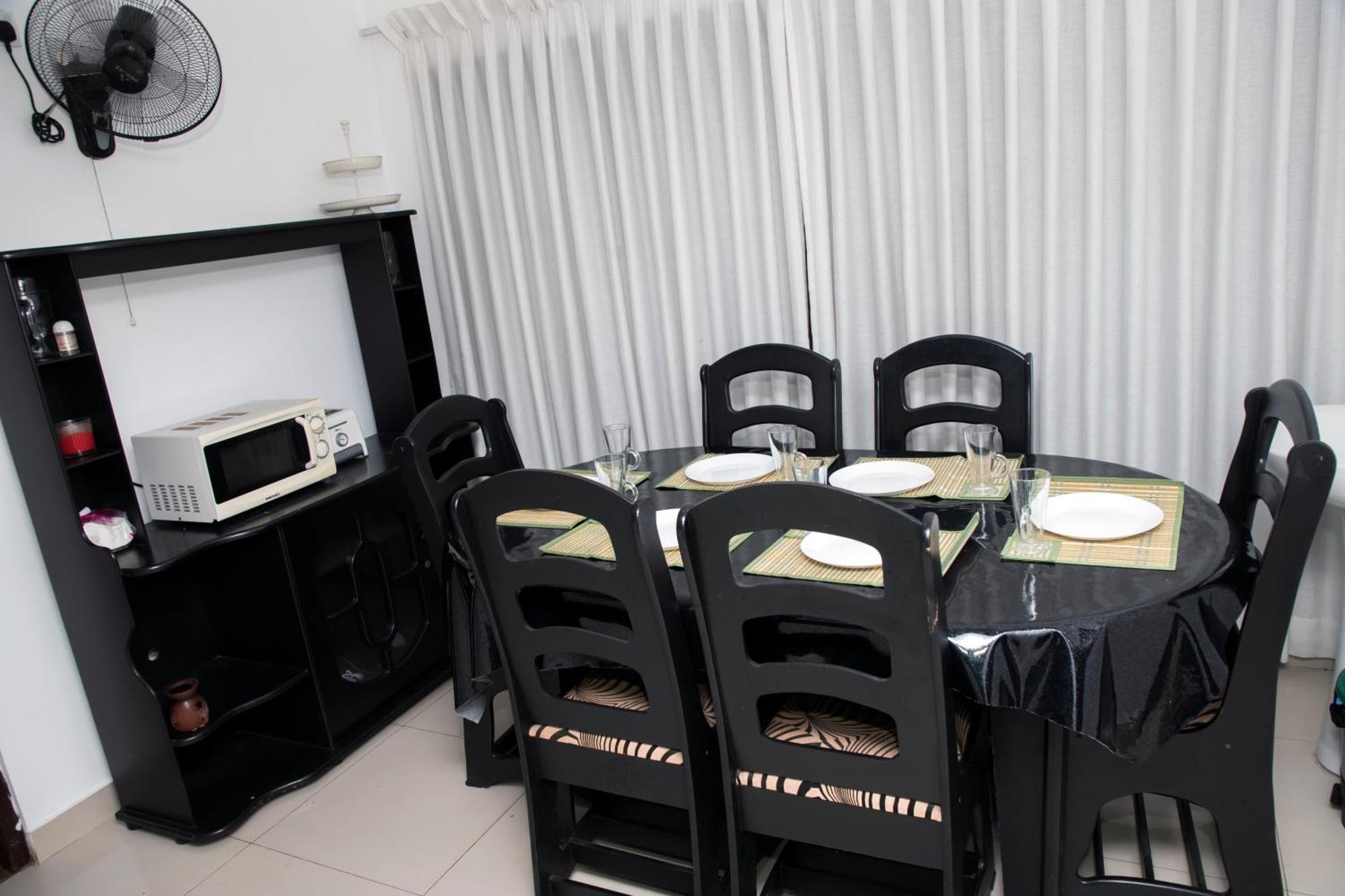 Golden Star Guest House Джафна Екстериор снимка